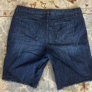 Elle Bermuda women’s shorts